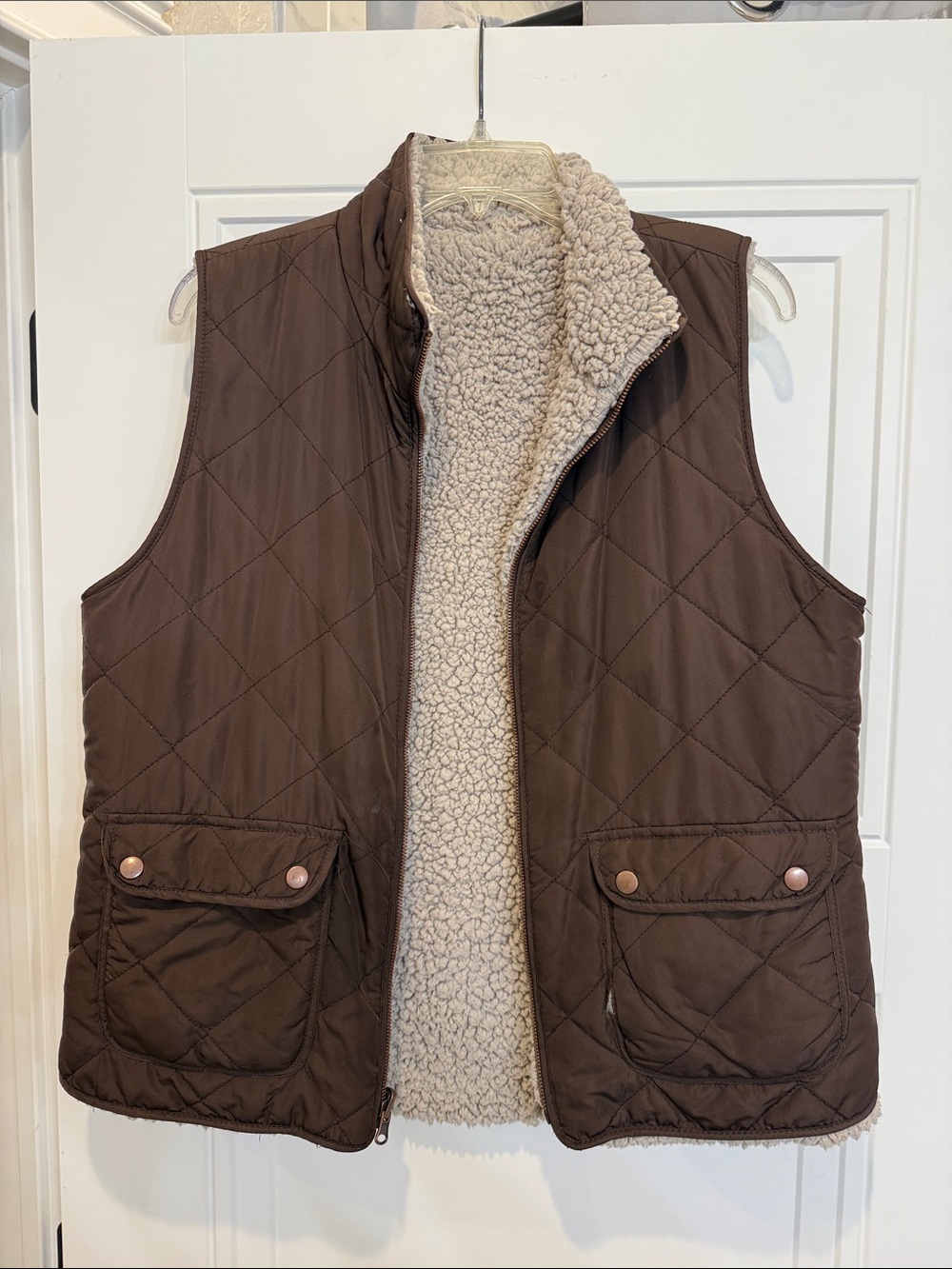 Bass Pro Shops Brown Quilted Vest with Cream Sherpa Lining